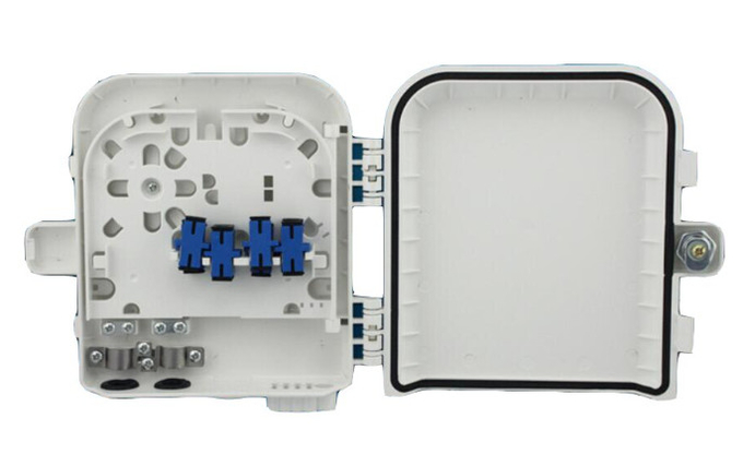 Материал АБС распределительной коробки волокна порта ФТТХ 8 на открытом воздухе с переходником СК 3
